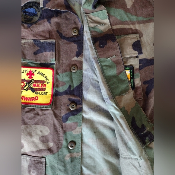 Camo Army Jacket with Boyscouts Of America Merits And Patches - Picture 16 of 16
